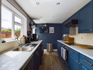 Kitchen- click for photo gallery